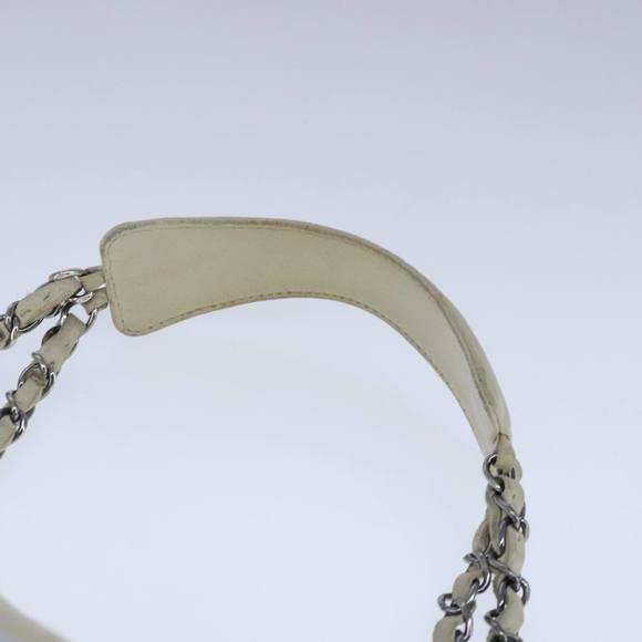 CHANEL Matelasse Chain Shoulder Bag Caviar Skin White CC Auth bs20238 - Picture 8 of 16